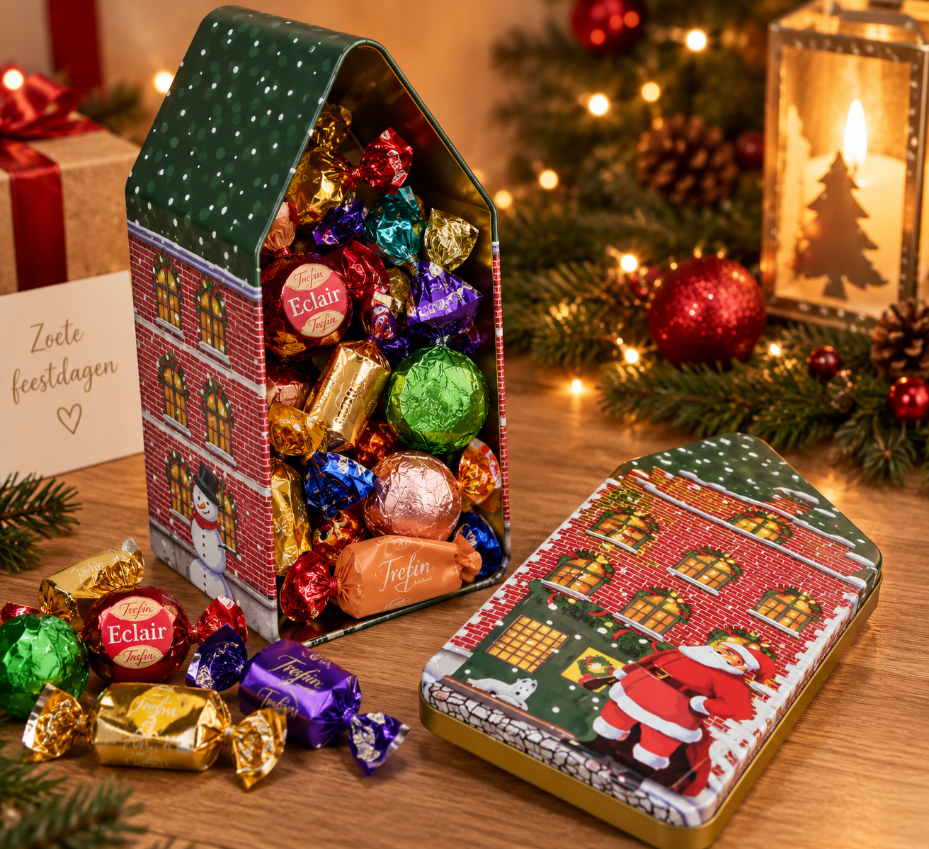 Blik Huis Kerstman gevuld met Chocolade & toffee mix (0,75)